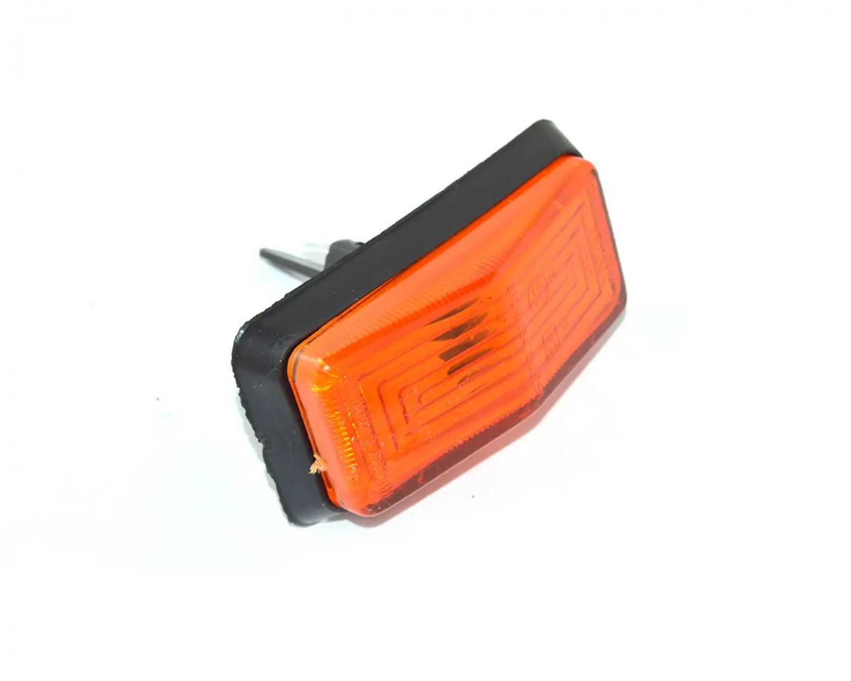 Повторитель поворота (боковой) 2105-3726010 красный (желтый) (короткий) Повторитель поворота (боковой) 2105-3726010 красный (желтый) (короткий)