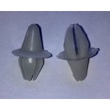 Пистон крепления решетки радиатора 2103 завод (100шт) Пистон крепления решетки радиатора 2103 завод (100шт)